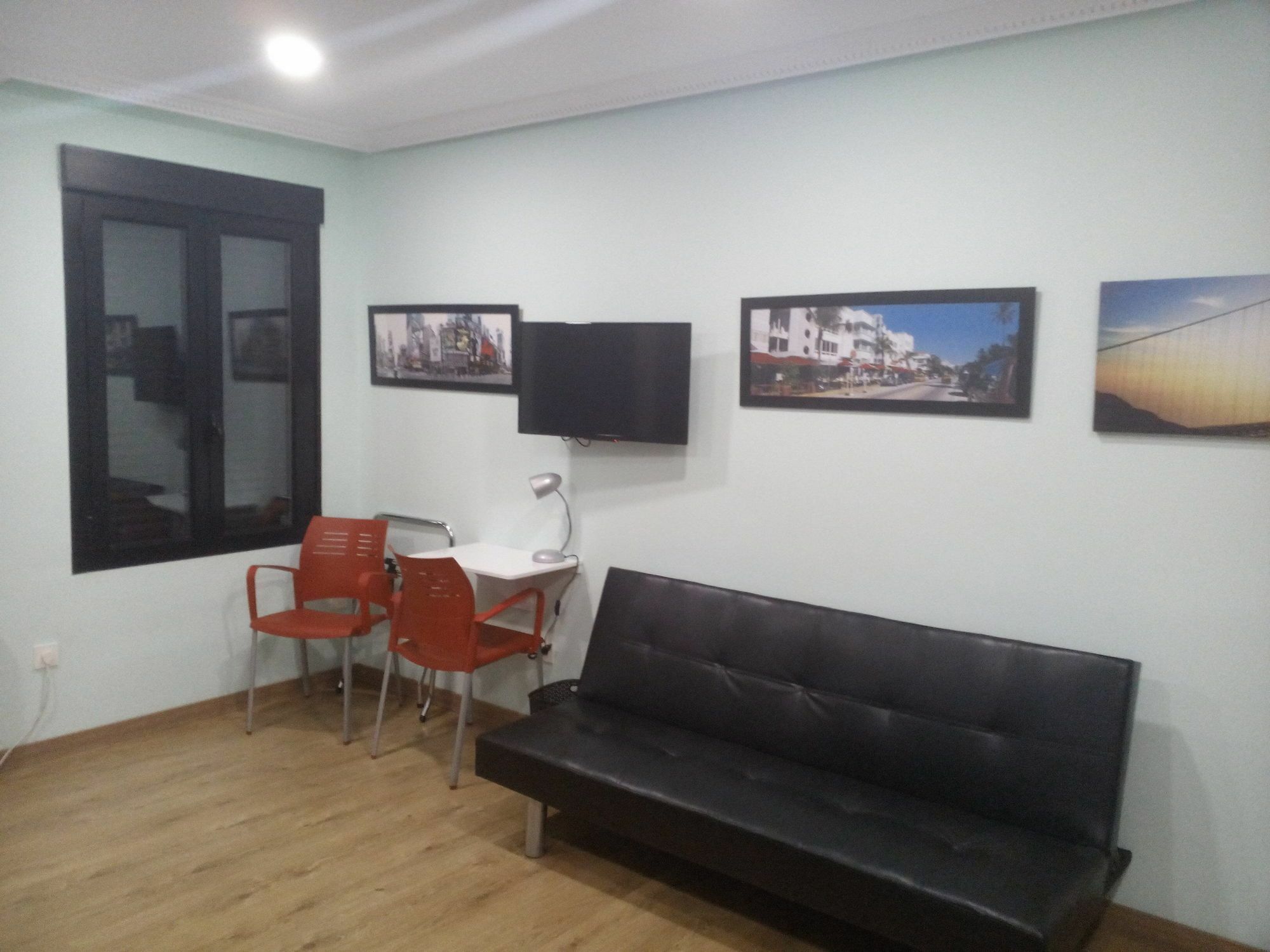 Apartamentos Mata7 León Buitenkant foto